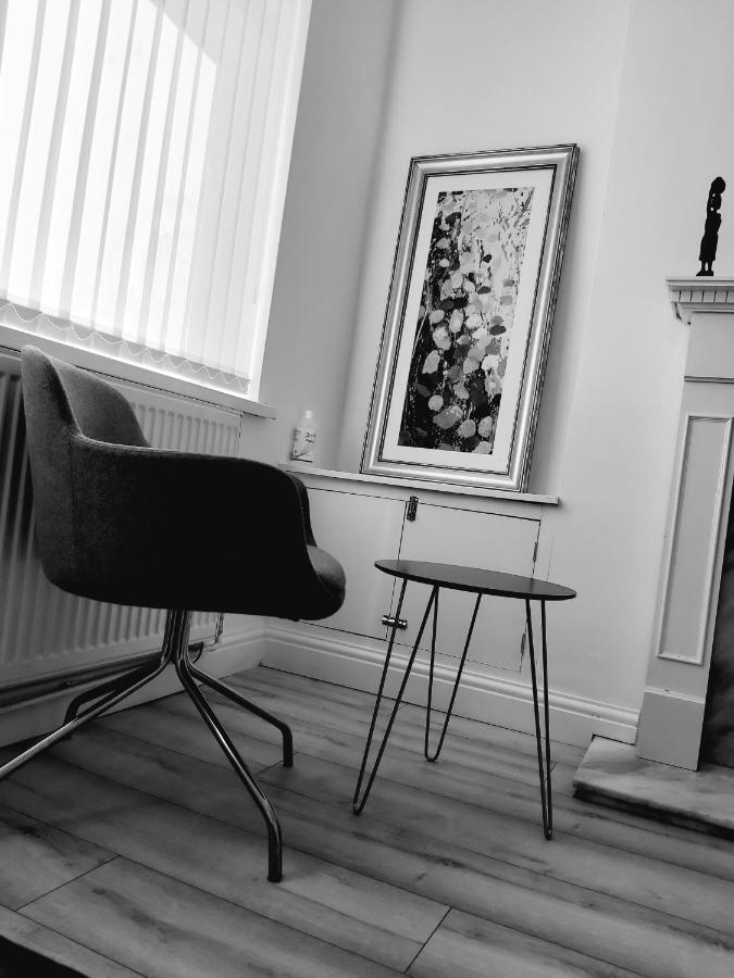 Gorgeous Stylish Cheri Victorian House In Manchester Villa Buitenkant foto