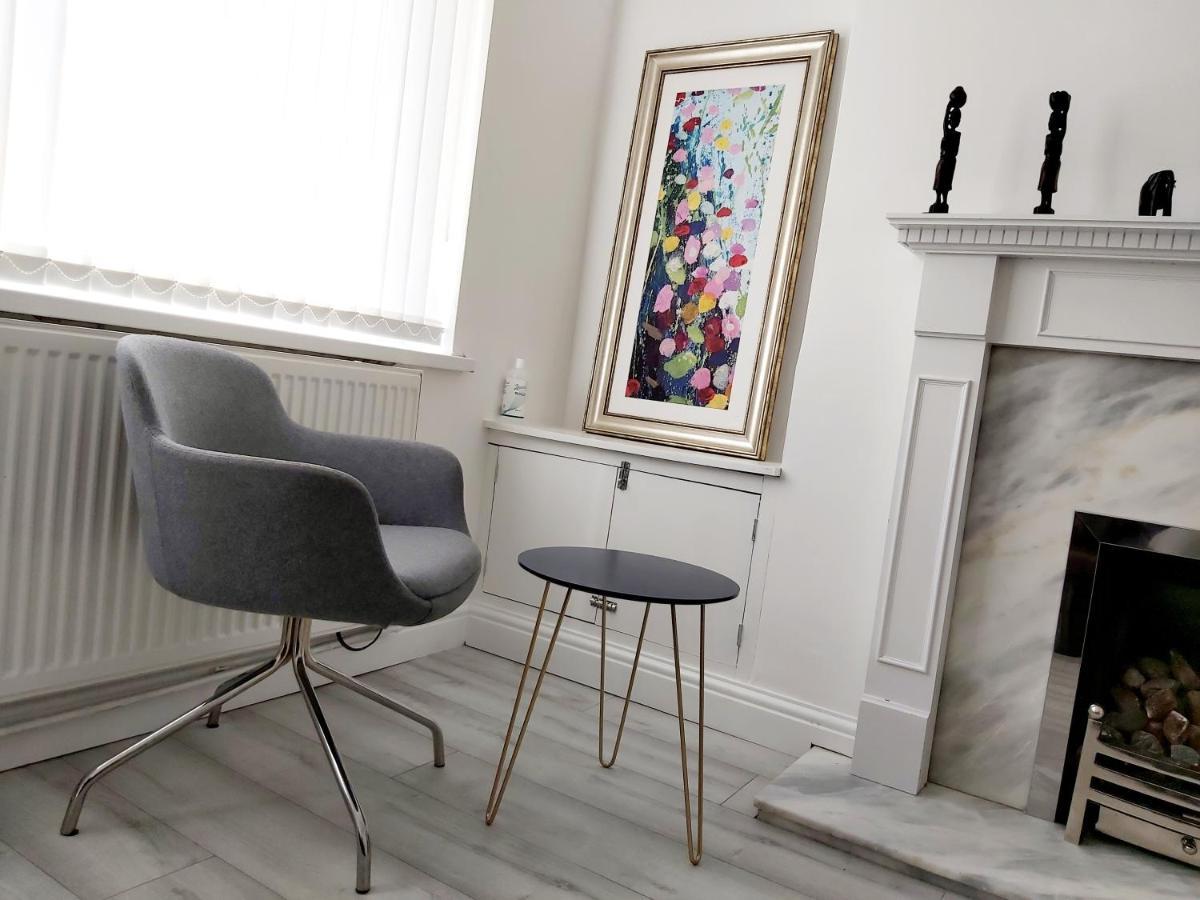 Gorgeous Stylish Cheri Victorian House In Manchester Villa Buitenkant foto